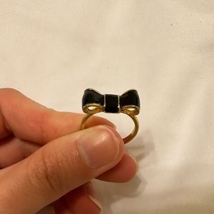 Black and gold bow ring